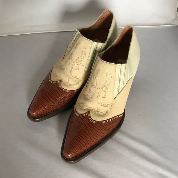 Nine West boot style ankle shoes - Picture 1 of 16